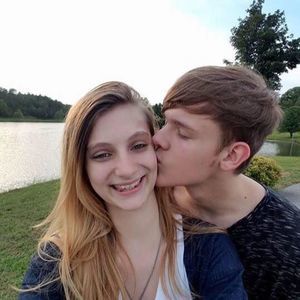 Meet your Posher, Cole